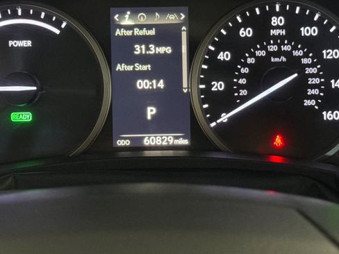 Used 2018 Lexus NX 300h AWD w/ Premium Package image 29