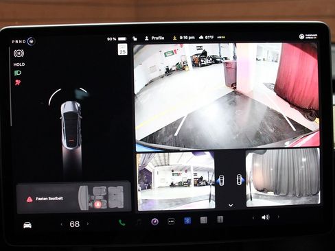 Used 2022 Tesla Model Y Long Range image 23