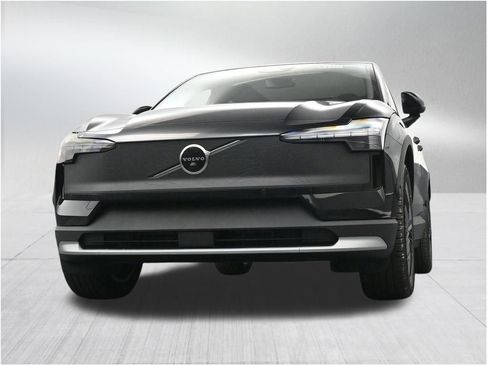 New 2026 Volvo EX30 Cross Country Ultra AWD/4WD image 28