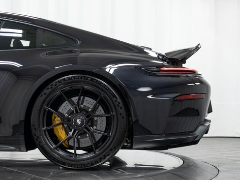 Used 2026 Porsche 911 GT3 RWD image 48