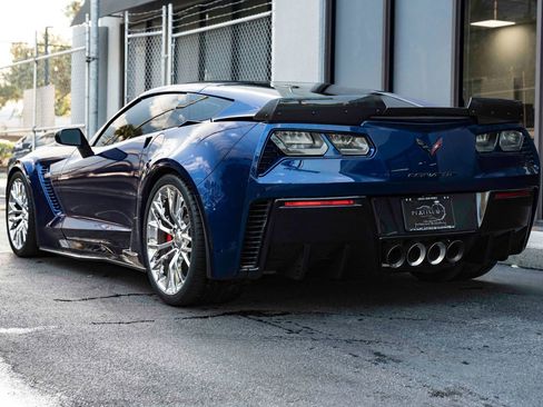 Used 2018 Chevrolet Corvette Z06 RWD image 10