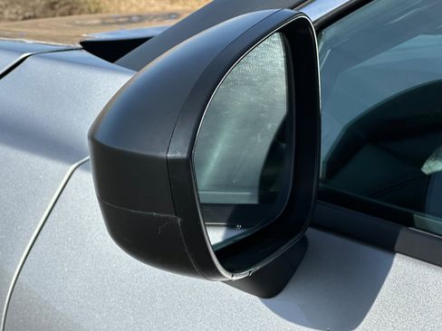 Used 2024 Nissan Rogue S image 52