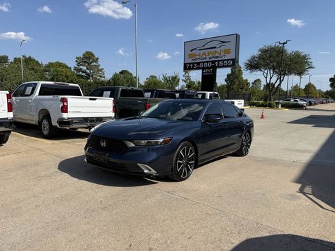 Used 2023 Honda Accord Touring image 41