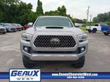 Used 2019 Toyota Tacoma TRD Sport image 2