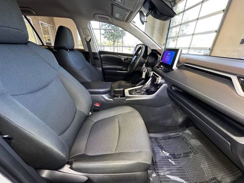 Certified 2025 Toyota RAV4 LE AWD/4WD image 46