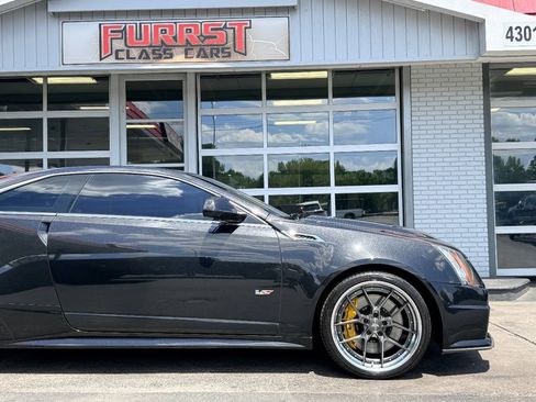 Used 2014 Cadillac CTS V RWD image 11