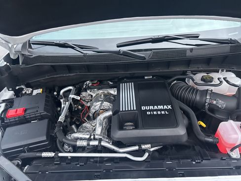 Used 2025 Chevrolet Silverado 1500 LT w/ Protection Package image 15