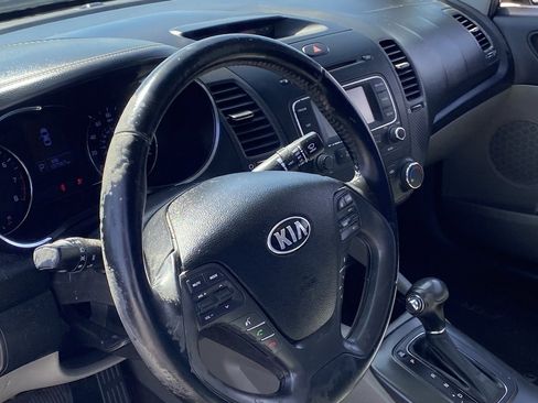 Used 2014 Kia Forte EX image 4