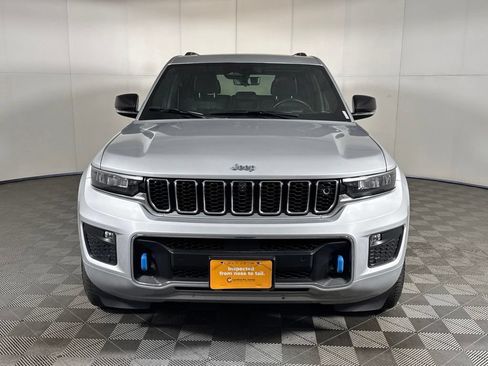 Certified 2023 Jeep Grand Cherokee Overland w/ Advanced Protech Group III AWD/4WD image 2
