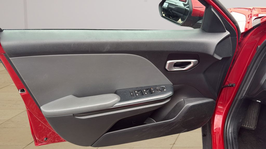 Used 2025 Kia K4 FWD image 30