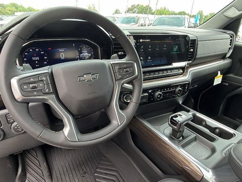 New 2026 Chevrolet Silverado 1500 RST w/ RST All Star Premium Package AWD/4WD image 19