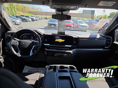 Used 2023 Chevrolet Silverado 1500 RST AWD/4WD image 10