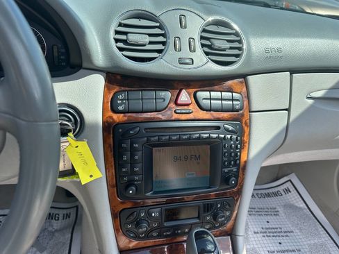 Used 2004 Mercedes-Benz CLK 500 Cabriolet image 23