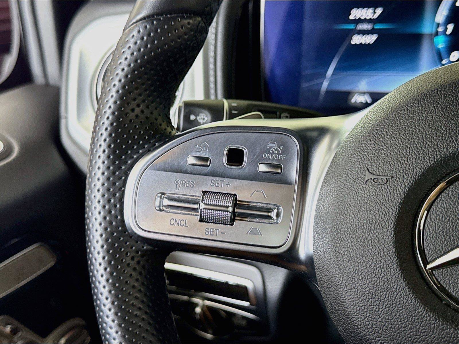 Used 2022 Mercedes-Benz G 550 image 23