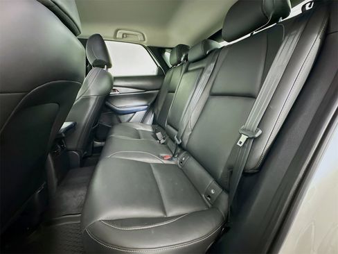 Certified 2020 MAZDA CX-30 AWD w/ Select Package image 23