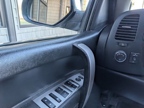 Used 2012 Chevrolet Silverado 1500 LT image 16