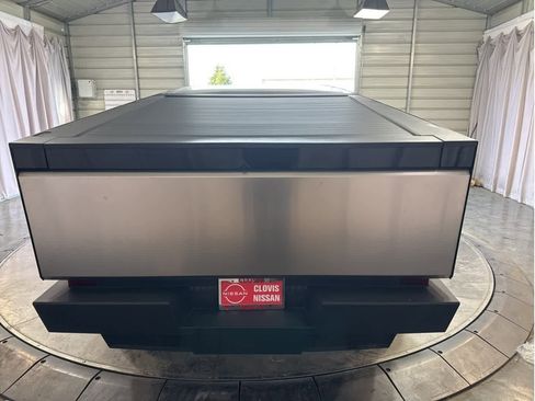 Used 2024 Tesla Cybertruck AWD Crew Cab image 9