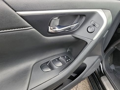 Used 2018 Nissan Altima 2.5 SL w/ 2.5 SL Technology Package image 19