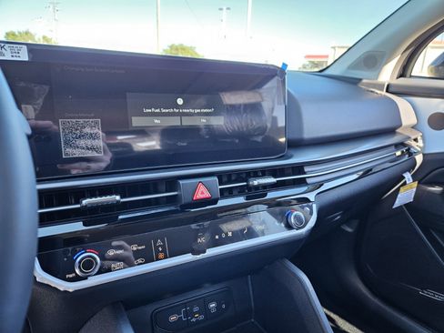 New 2026 Kia Sportage SX image 12