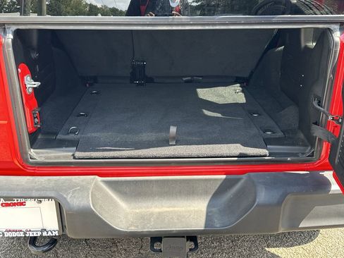 Used 2021 Jeep Wrangler Unlimited Sport S image 19