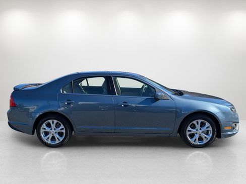 Used 2012 Ford Fusion SE image 4