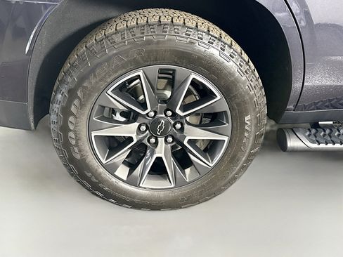 Used 2022 Chevrolet Tahoe Z71 w/ Max Trailering Package AWD/4WD image 33