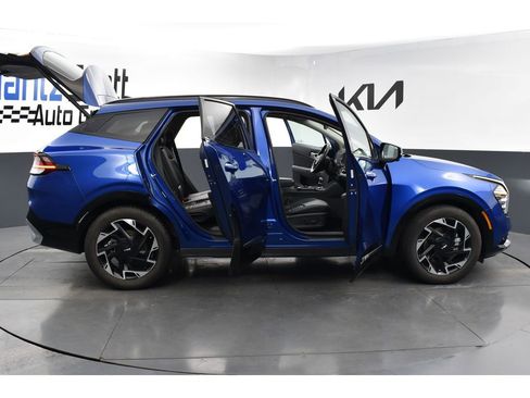 Certified 2023 Kia Sportage SX image 28