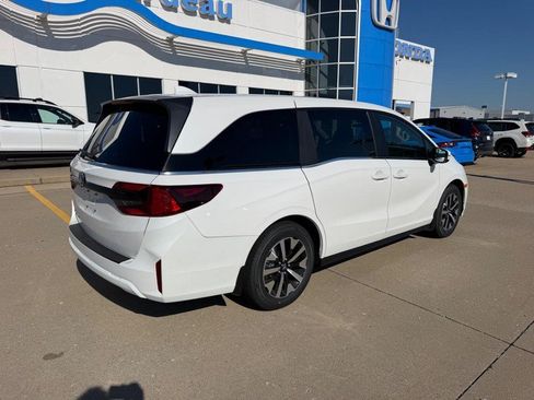 New 2026 Honda Odyssey EX-L image 2
