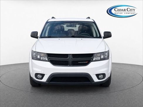 Used 2016 Dodge Journey SXT w/ Blacktop Package FWD image 5