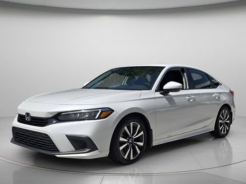 Certified 2024 Honda Civic EX image 9