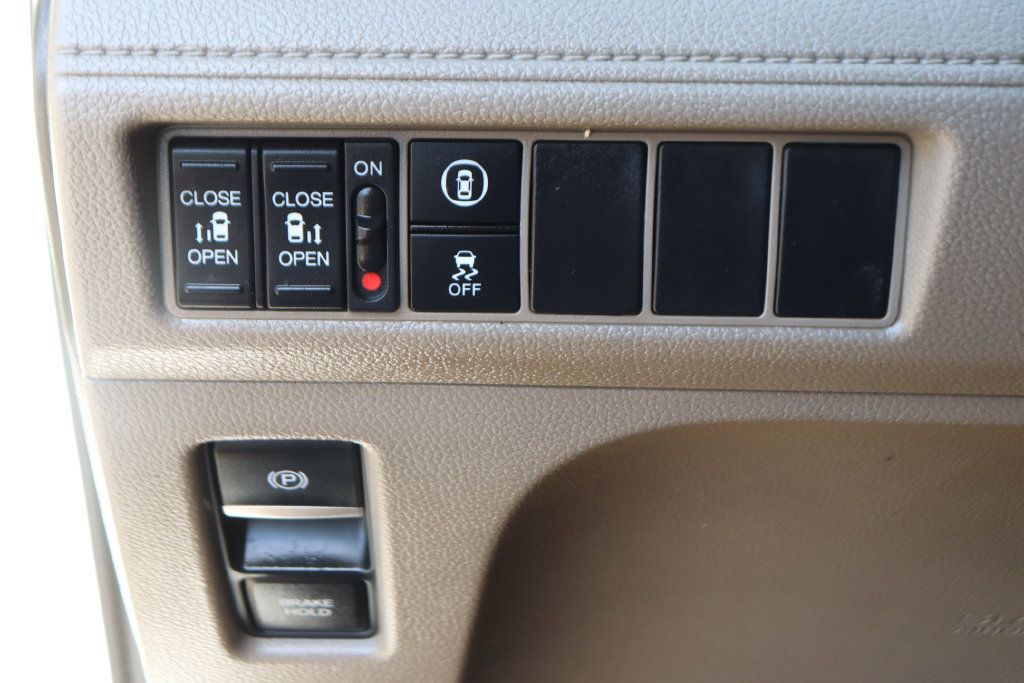 Used 2021 Honda Odyssey EX image 20