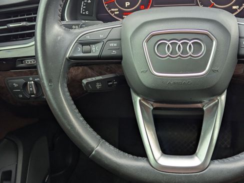 Used 2019 Audi Q7 3.0T Prestige w/ Prestige Package image 21
