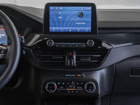 Used 2024 Ford Escape ST-Line image 25