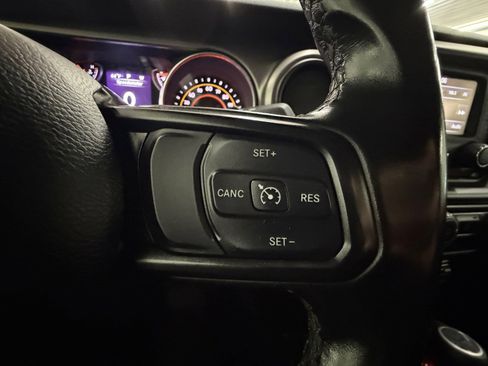 Used 2020 Jeep Wrangler Willys image 18