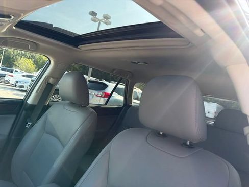 Used 2018 Subaru Outback 2.5i Limited AWD/4WD image 5