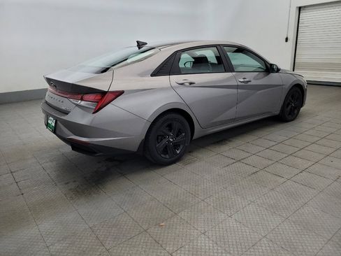 Used 2023 Hyundai Elantra Blue FWD image 10
