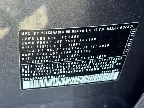 Used 2022 Volkswagen Tiguan SE R-Line image 21