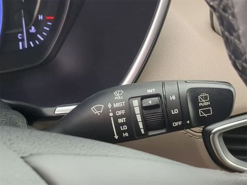 Used 2019 Hyundai Santa Fe Limited image 25