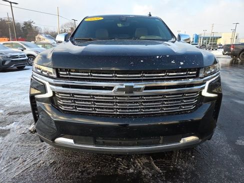 Used 2021 Chevrolet Suburban Premier w/ Premium Package image 2