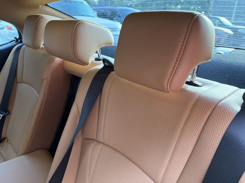 Certified 2024 Lexus ES 300h Ultra Luxury w/ Accessory Package (Z2) FWD image 29