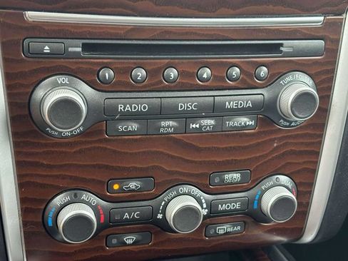 Used 2017 Nissan Pathfinder Platinum w/ Cargo Package AWD/4WD image 20