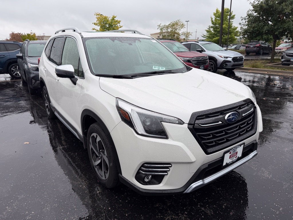 Used 2023 Subaru Forester Touring AWD/4WD image 1