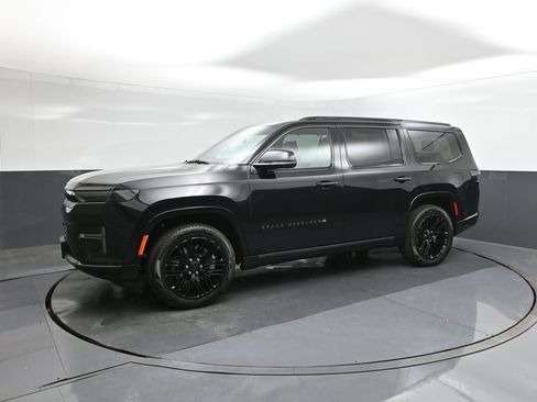 New 2026 Jeep Grand Wagoneer Limited AWD/4WD image 30