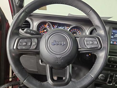 Used 2022 Jeep Wrangler Unlimited Sport AWD/4WD image 22