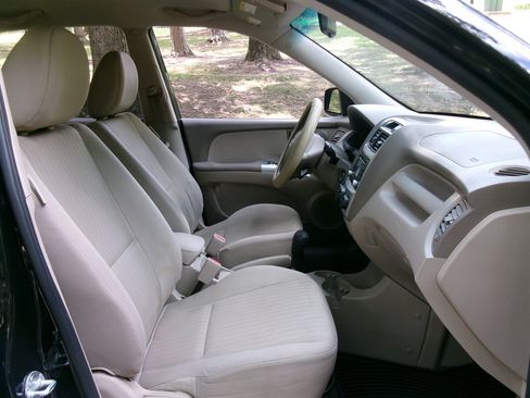 Used 2009 Kia Sportage LX FWD image 19