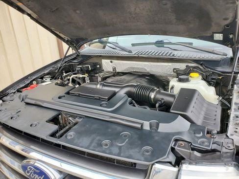 Used 2017 Ford Expedition EL XLT image 53