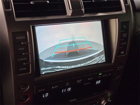 Used 2021 Lexus GX 460 Premium image 36