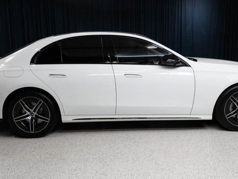New 2026 Mercedes-Benz E 450 4MATIC Sedan image 4