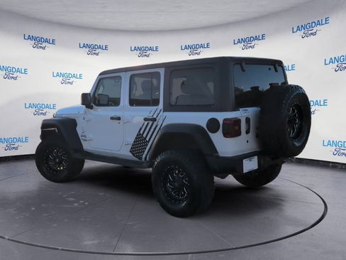 Used 2019 Jeep Wrangler Unlimited Sport S image 9