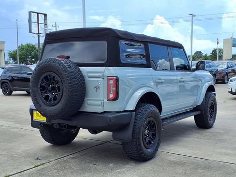 Used 2021 Ford Bronco Outer Banks AWD/4WD image 2